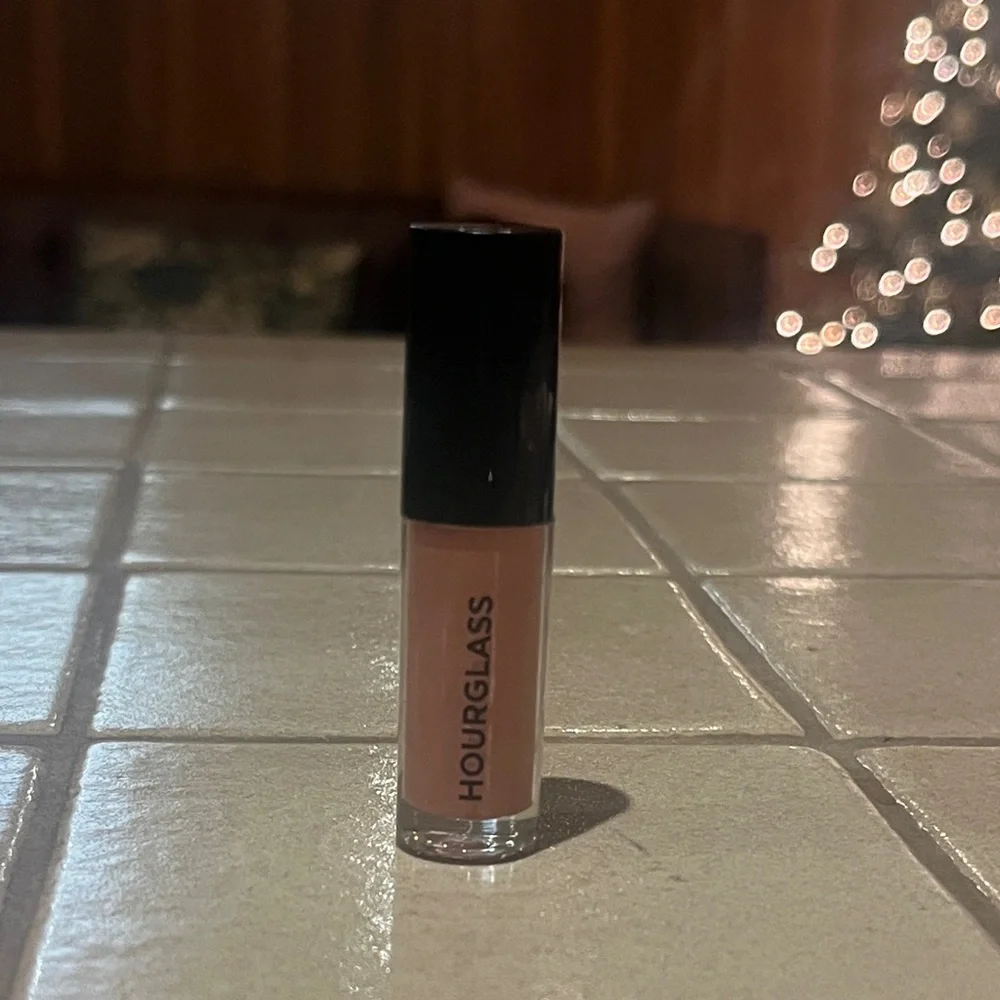 Hourglass unreal sublime Lip Gloss travel size - Picture 1 of 2